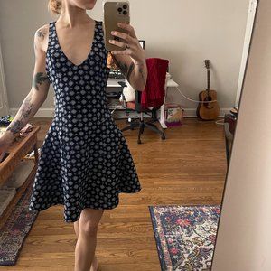 Abercrombie & Fitch V-Neck Fit & Flare Dress S